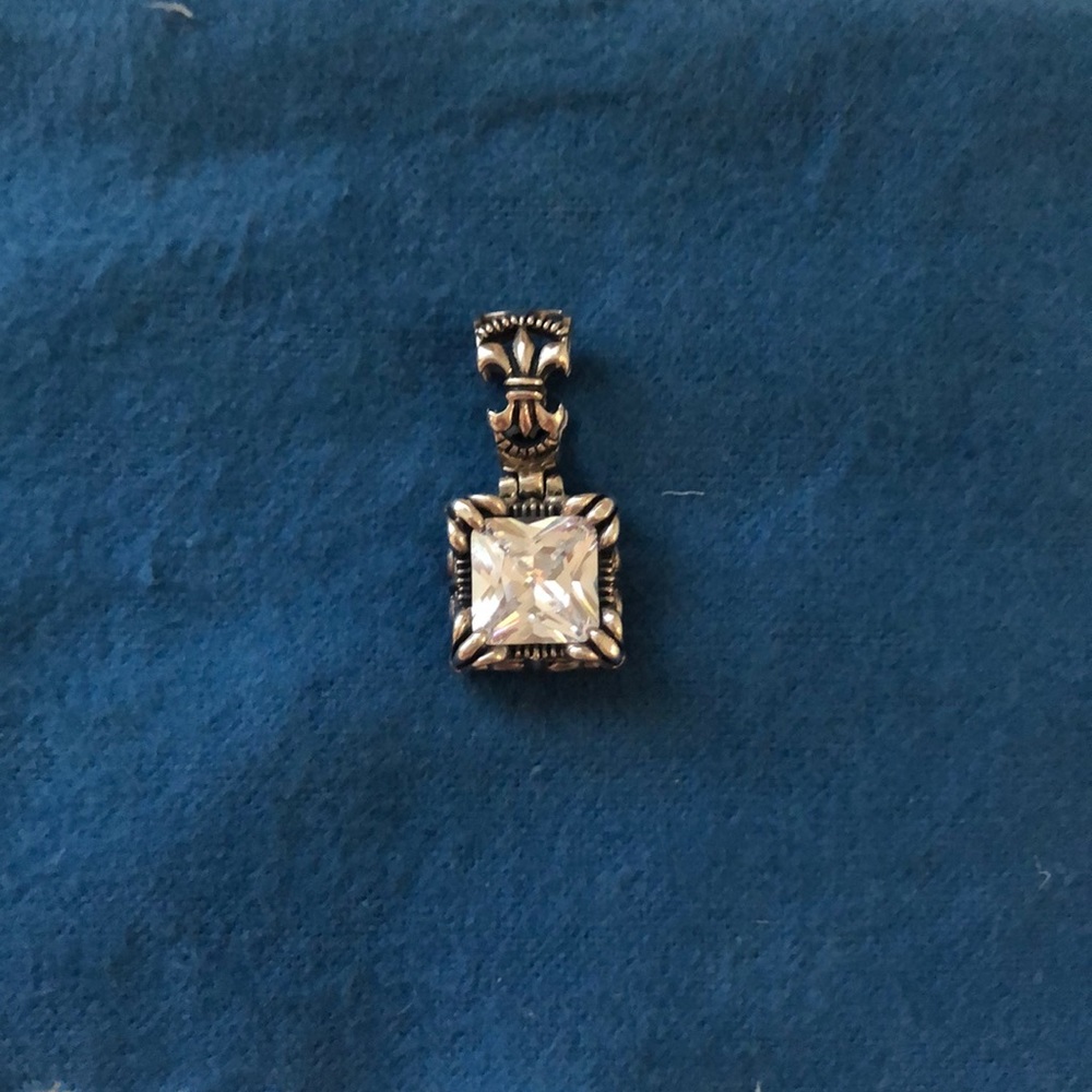 Silver pendant with large cubic zirconia
